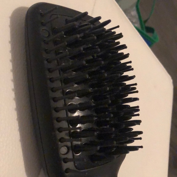 Straightening brush - Picture 3 of 8